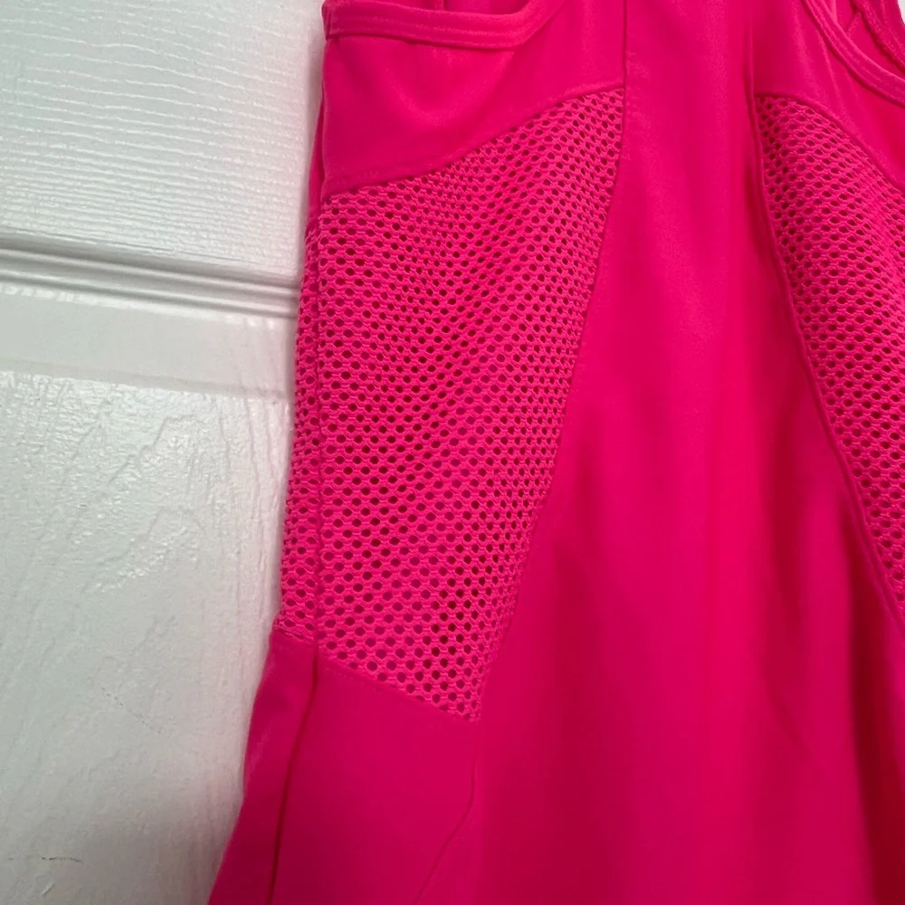 MPG Vibrant Pink Women's Tank Top - Picture 10 of 10